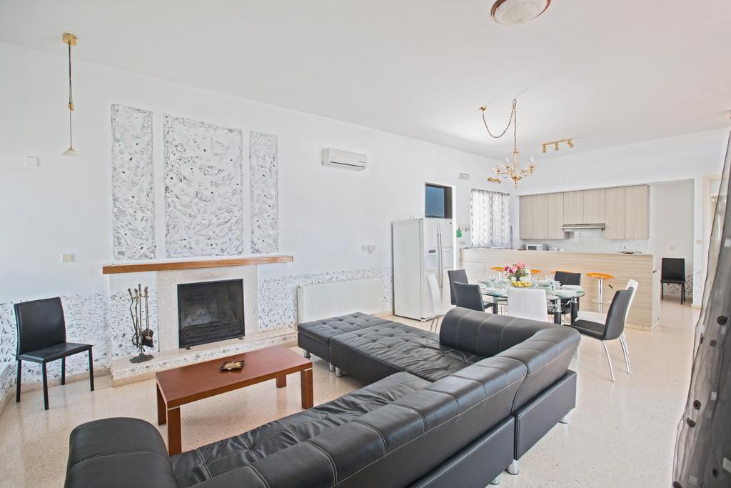 Villa Napa Nissi House Ayia Napa Esterno foto